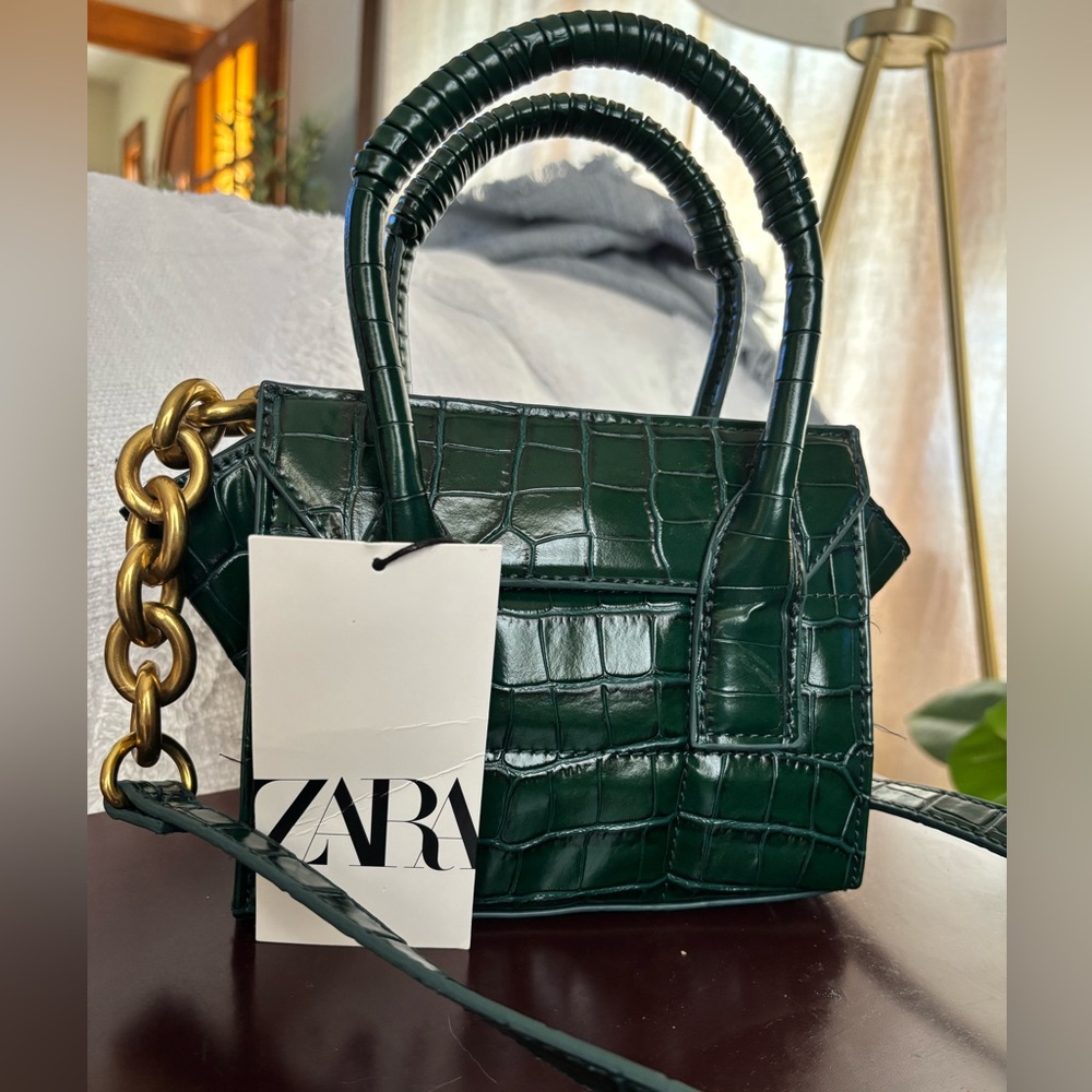 Zara Green Mini Croc-Embossed Bag with Gold Chain